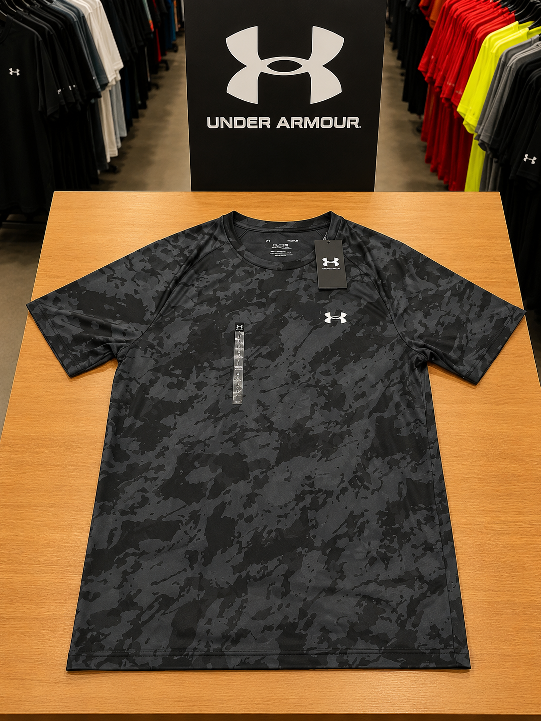 HUNDERARMUN NEGRA Camiseta Under Armour Training Sport - Image 1